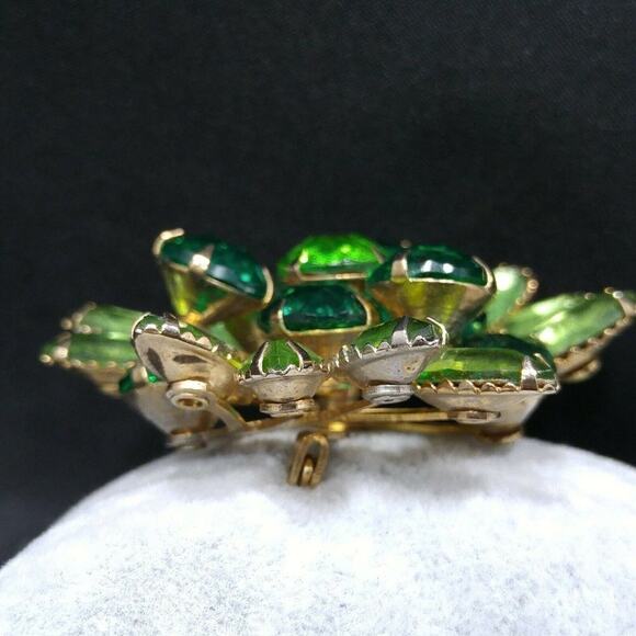 Vintage Green Rhinestone Brooch, 3D Flower, Riveted Prong Set, 1950s, 2 1/8" In - Picture 9 of 10